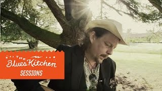 Ian Siegal - Falling On Down Again [The Blues Kitchen Sessions]