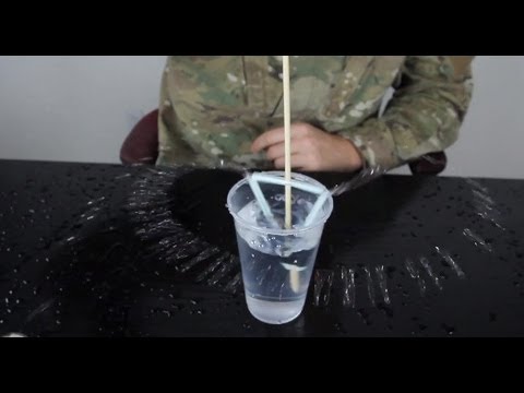 Simple Water Pump from a Straw - Science Experiment - UCe_vXdMrHHseZ_esYUskSBw