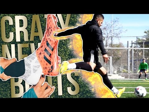 TRYING OUT INSANE NEW GLITCH FOOTBALL BOOTS! - UCKvn9VBLAiLiYL4FFJHri6g