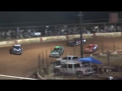 Stock V8 at Winder Barrow Speedway 6/22/2024 - dirt track racing video image