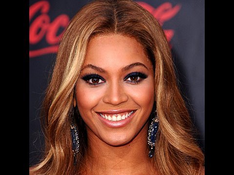 Beyonce - Navy Blue Smokey Eyes - UCo5zIpjl2OQkYatd8R0bDaw