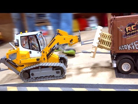 LOADING WARS: TRACKED LOADER & CONTAINER TRAILER PENALTY! S2, E12 - UCZS4lGPG6JJs1NdtiHXsABw