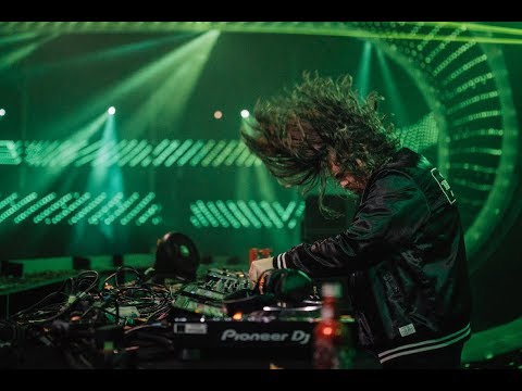 Tomorrowland Belgium 2017 | Tommy Trash - UCsN8M73DMWa8SPp5o_0IAQQ