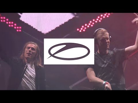 Armin van Buuren vs Shapov - The Last Dancer [Armin van Buuren live at UMF 2018] - UCalCDSmZAYD73tqVZ4l8yJg