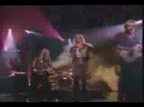 Def Leppard - Make Love Like A Man