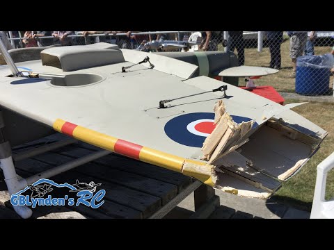 RC Plane Crash Landing - Giant Scale Spitfire WWII Warbird at Warbirds Over Whatcom - UCJ5YzMVKEcFBUk1llIAqK3A