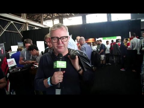Touring Startup Alley with Mike Butcher - UCCjyq_K1Xwfg8Lndy7lKMpA
