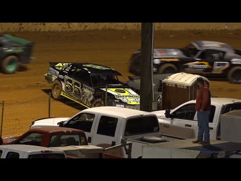 Stock V8 at Winder Barrow Speedway 2023 - dirt track racing video image