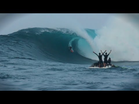 Paddle in Big Wave Surf Competition - Red Bull JAWS - UCblfuW_4rakIf2h6aqANefA