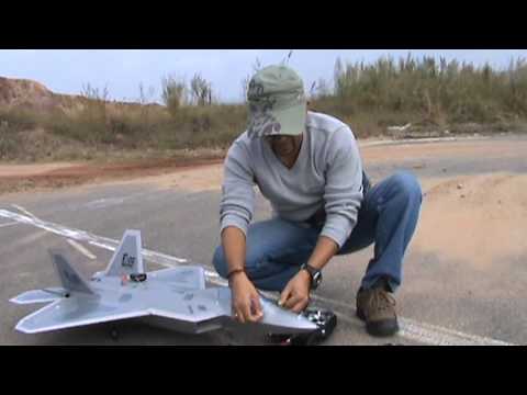 RC F22 Jet Vertical Climb n High Speed Passes - UCsFctXdFnbeoKpLefdEloEQ