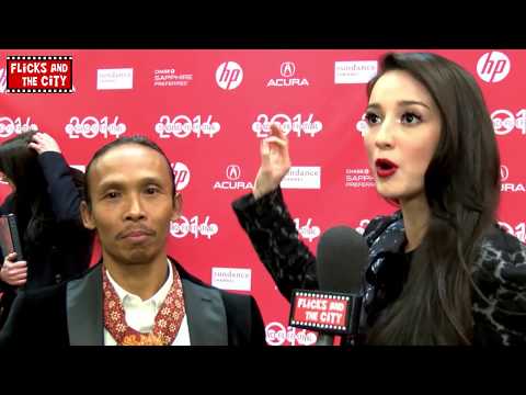 The Raid 2 Berandal Interview - Yayan Ruhian & Julie Estelle - UCS5C4dC1Vc3EzgeDO-Wu3Mg