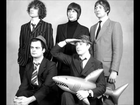 Kaiser Chiefs - Sink That Ship