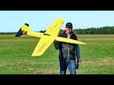 NEW FUTURISTIC RC GLIDER WITH MODEL JET TURBINE FLIGHT DEMONSTRATION / 26.03.2017 Werder Rehfelde - UCH6AYUbtonG7OTskda1_slQ