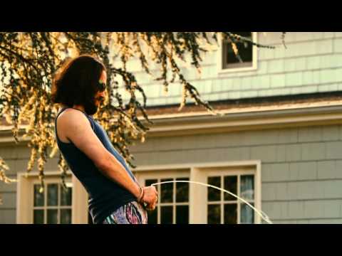 'Our Idiot Brother' Trailer HD - UCpo2fJvnalYlwN97ehhyfBQ