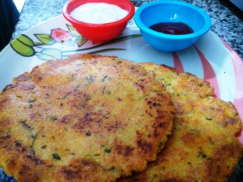 Makka Aloo ke parathe --Makai ka paratha - Cornmeal Paratha - Maize Flour Paratha - - UCk0haN5glRl_kmmsxFxYeAg