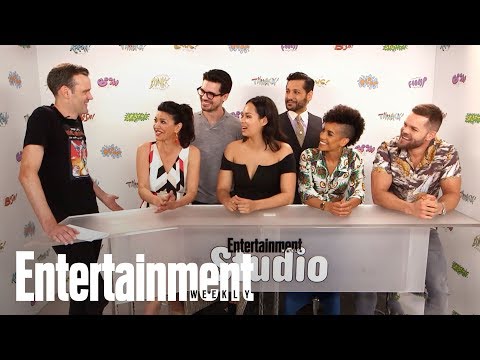 Syfy's 'The Expanse' Cast Teases Betrayal In Season 3 & Much More | SDCC 2017 | Entertainment Weekly - UClWCQNaggkMW7SDtS3BkEBg