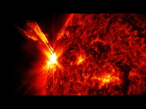 NASA | SDO Observes a Cinco de Mayo Solar Flare - UCAY-SMFNfynqz1bdoaV8BeQ