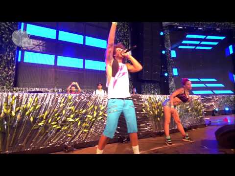 Tomorrowland 2013 - Red Foo - UCsN8M73DMWa8SPp5o_0IAQQ