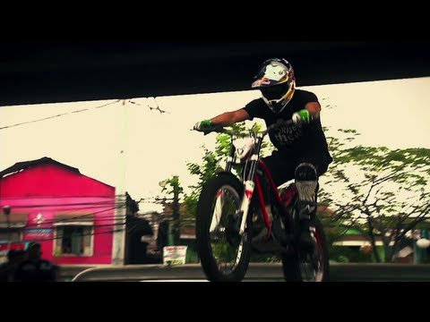 Red Bull launches in the Philippines - UCblfuW_4rakIf2h6aqANefA