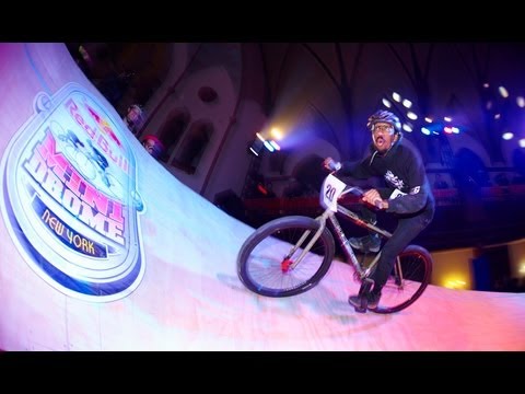 Track Cycling in a Cathedral - Red Bull Mini Drome 2013 NYC - UCblfuW_4rakIf2h6aqANefA