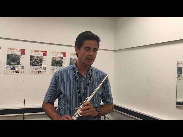 How to Play a Flat Blues Scale on the Flute
