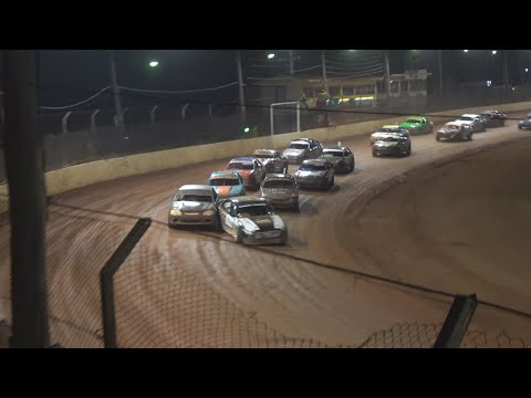 Production Sedans - Final - Maryborough Speedway - 24/9/2022 - dirt track racing video image