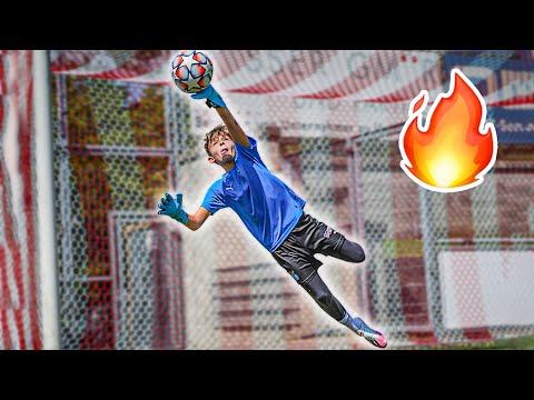 11 Years Old Goalkeeper On Fire 🔥