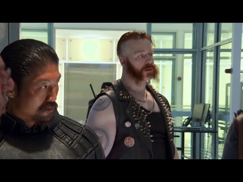 Sheamus takes you onto the set of "Teenage Mutant Ninja Turtles" - UCJ5v_MCY6GNUBTO8-D3XoAg