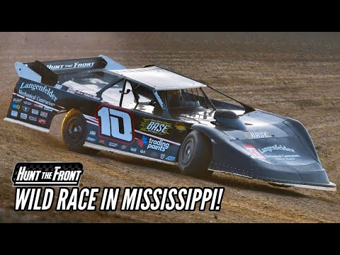 Survival in Mississippi! Tough Racing up Front at Magnolia Motor Speedway! - dirt track racing video image