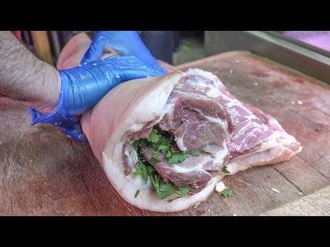 Stuffed Fat Pork Belly the Italian Way. Preparing "Porchetta". London Street Food - UCdNO3SSyxVGqW-xKmIVv9pQ