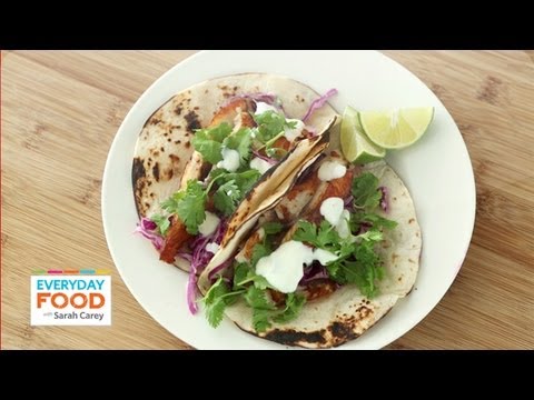 Fish Tacos with Cabbage and Lime - Everyday Food with Sarah Carey - UCl0kP-Cfe-GGic7Ilnk-u_Q