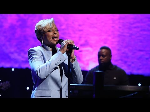 Mary J. Blige Performs 'Right Now' - UCp0hYYBW6IMayGgR-WeoCvQ