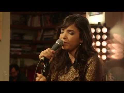 Indila - Love Story (Live - Paris)