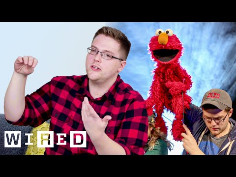 Sesame Street Puppeteers Explain How They Control Their Puppets | WIRED - UCftwRNsjfRo08xYE31tkiyw