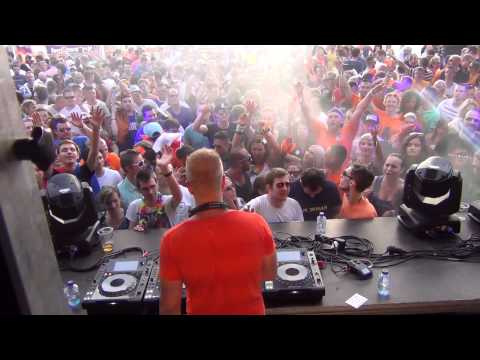 Johan Ekman﻿ (FULL LIVE SET) @ Luminosity Beach Festival 05-07-2014 - UCoYWTLuE8ne56rR0WMSjEMA