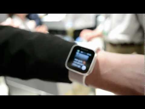 Sony SmartWatch Hands On - UCXGgrKt94gR6lmN4aN3mYTg