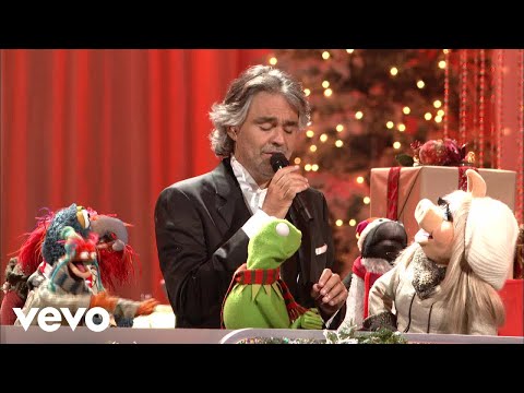 Andrea Bocelli - Jingle Bells (with The Muppets)
