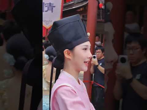The beautiful Shujie is <strong>here</strong>~~ #HangzhouSongcheng #SongchengEternalLove
