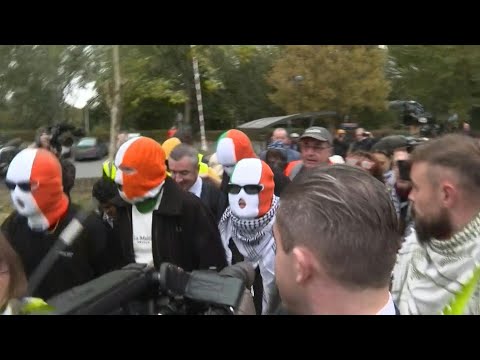 Kneecap's Mo Chara arrives at court in London for hearing on terror charge | AFP