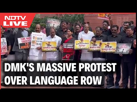 DMK Kanimozhi | DMK MPs Hold Protest Outside Parliament Over 3-Language Policy