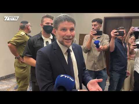"אני מרגיש כמו לפני בחירות 92": השר סמוטריץ' בפריימריז של מפלגת הציונות הדתית