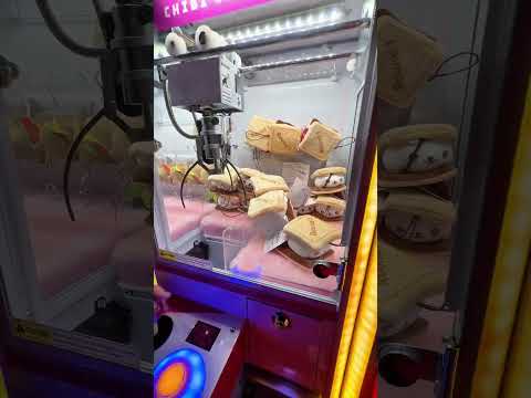 My Most Insane Mini Claw Machine Win Ever!