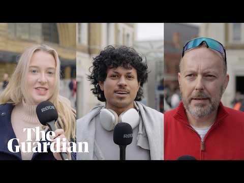British public react to Burnham's campaign against ‘headphone dodgers’ on public transport