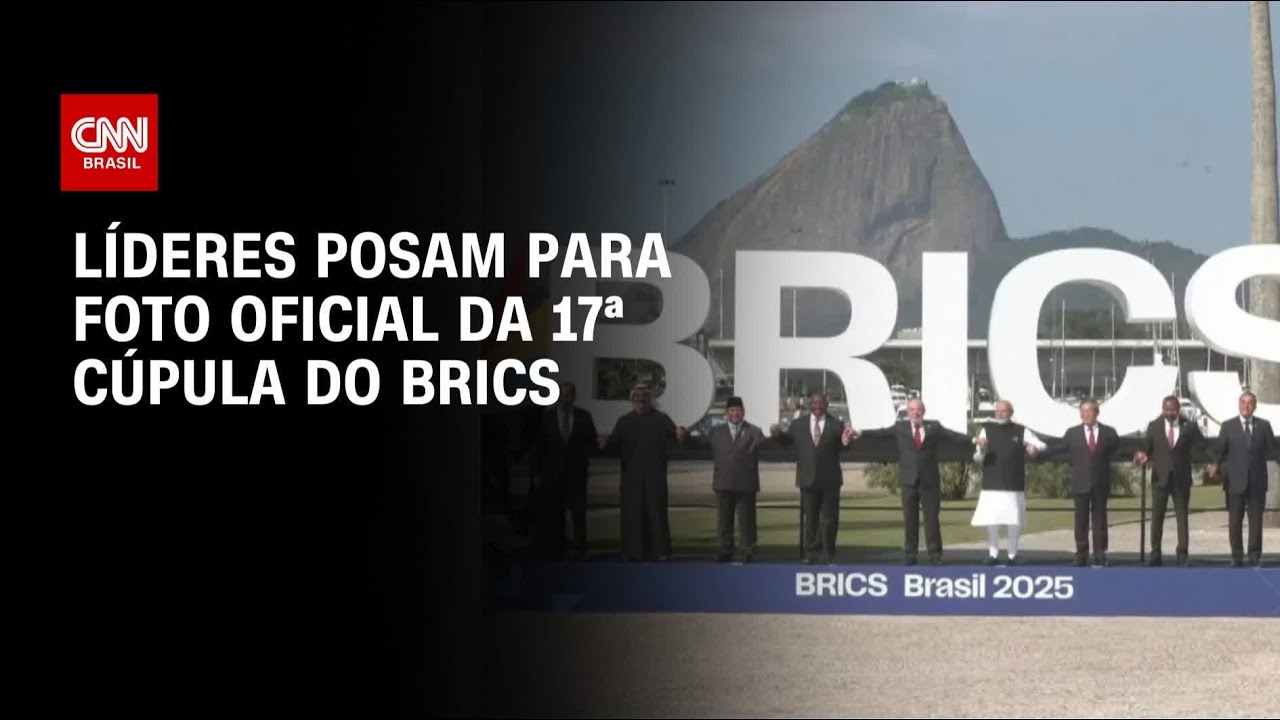 Cúpula do Brics Líderes posam para foto de família no Rio de Janeiro | AGORA CNN