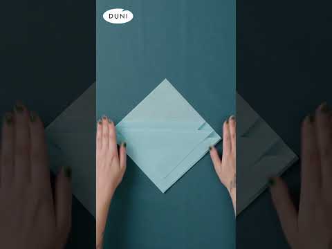 Simple and quick napkin folding – Three pockets
