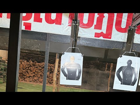 タイで本物の銃を撃った結果w