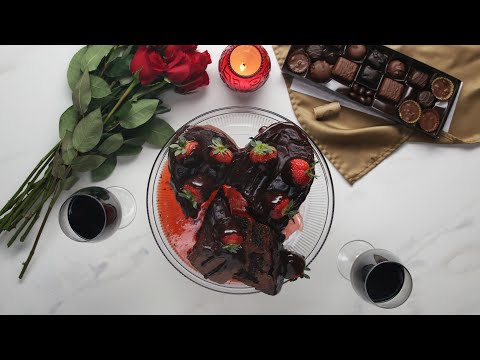 How To Make A Chocolate-Covered Strawberry Broken Heart Cake