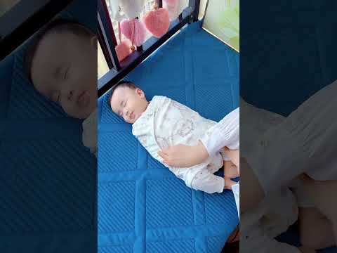 🥰 babyshorts video😍#mother-babygoodies #anti-startle #infantproducts #lifeisbutadream