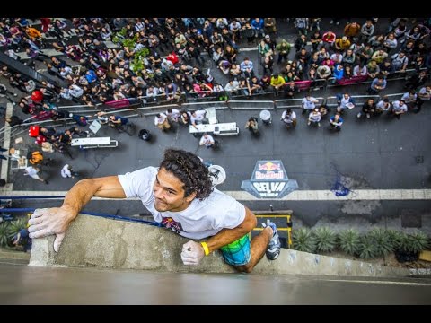 Urban Climbing in Downtown São Paulo - UCblfuW_4rakIf2h6aqANefA