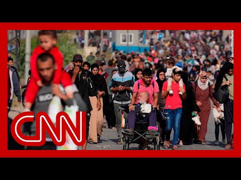 Thousands of Palestinians flee south on foot as Israel steps up offensive in Gaza City